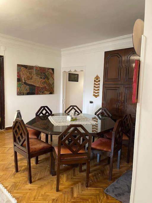 شقه فندقي 2br Zamalek Nile View * El Cairo